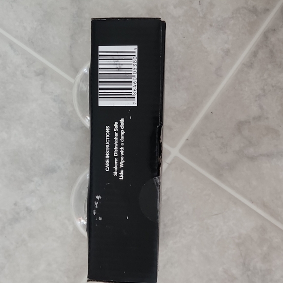 𝅺JOHN michael glass salt & pepper shakers set of 2 - Picture 4 of 5